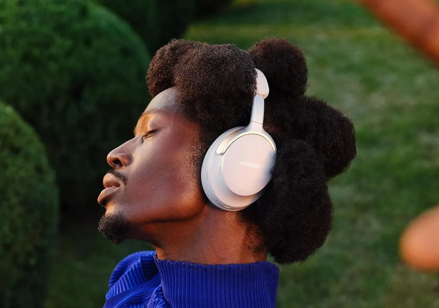 Bose quiet comfort ultra headphones white