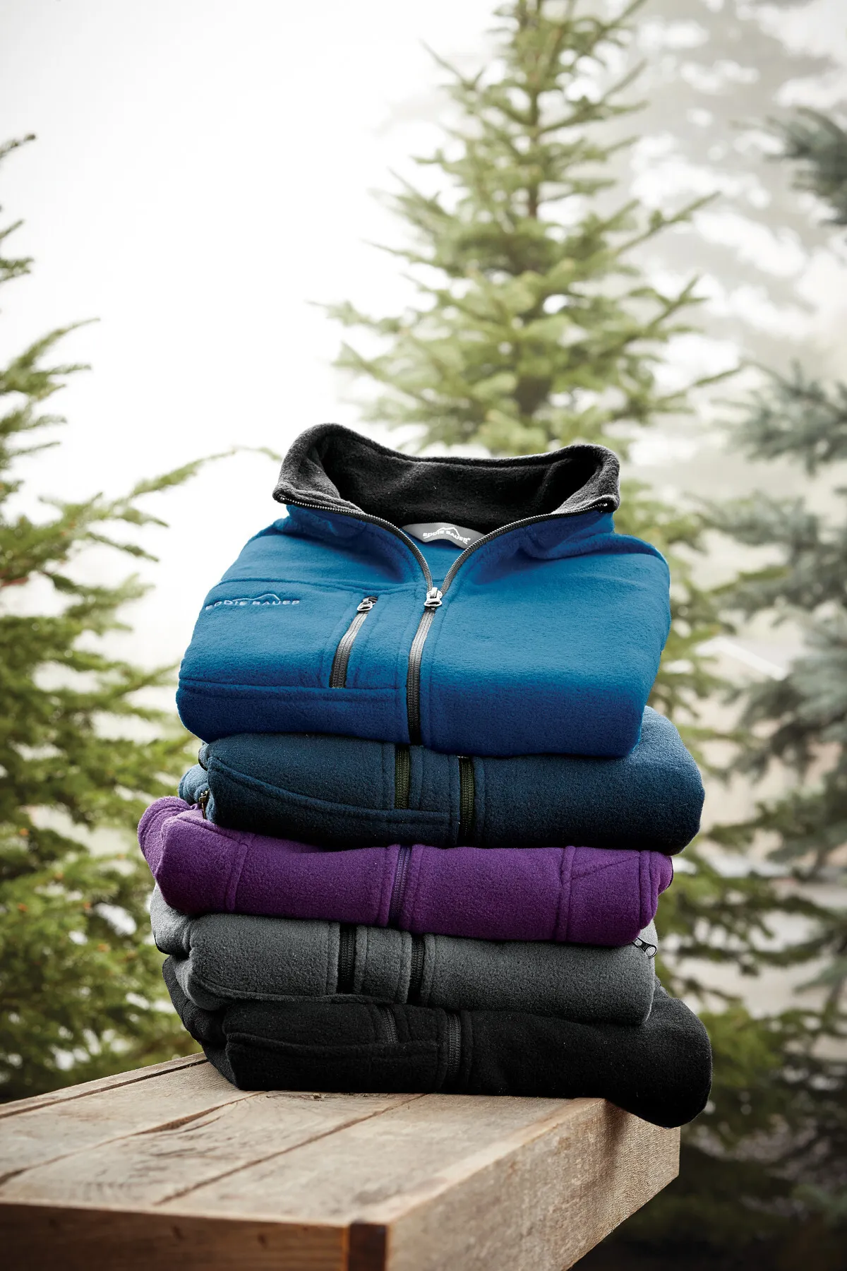 Eddie Bauer Women's CirrusLite Down Hooded Jacket - Long Sleeve Packable Down Coat