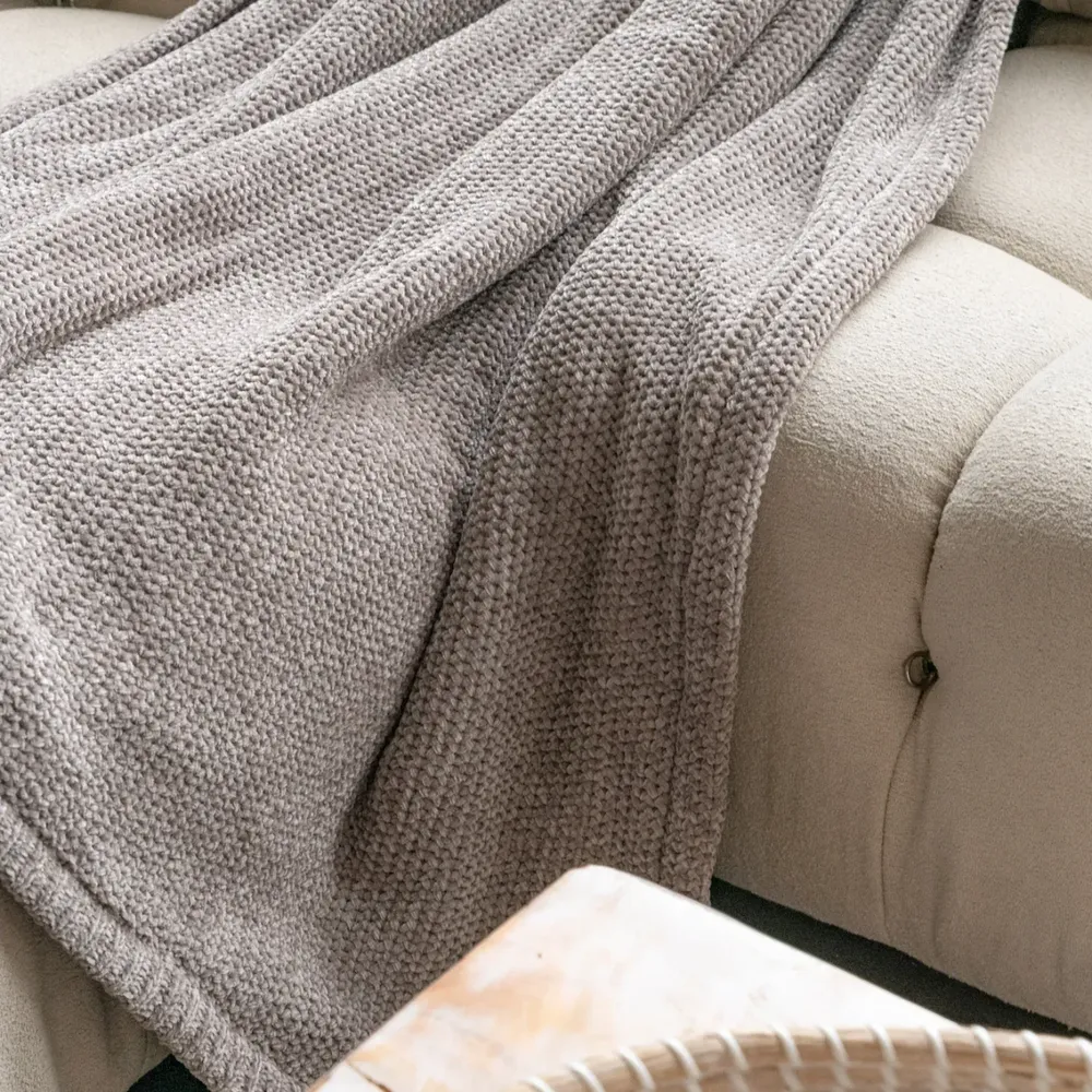 Kanata Blanket Whistler Throw banthem branding 1