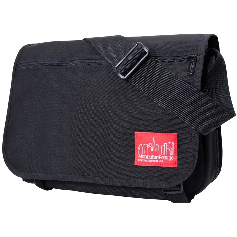 241deac717cd28603fdea66ff33ab7de 1200x