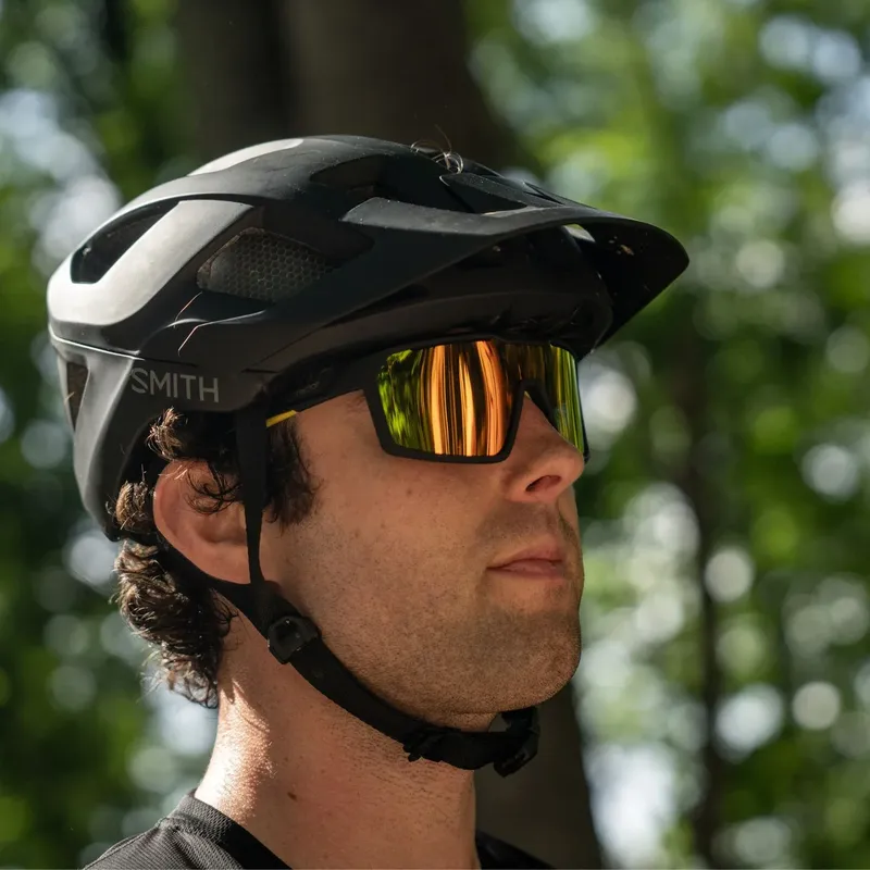 Shopify product lifestyle images 80