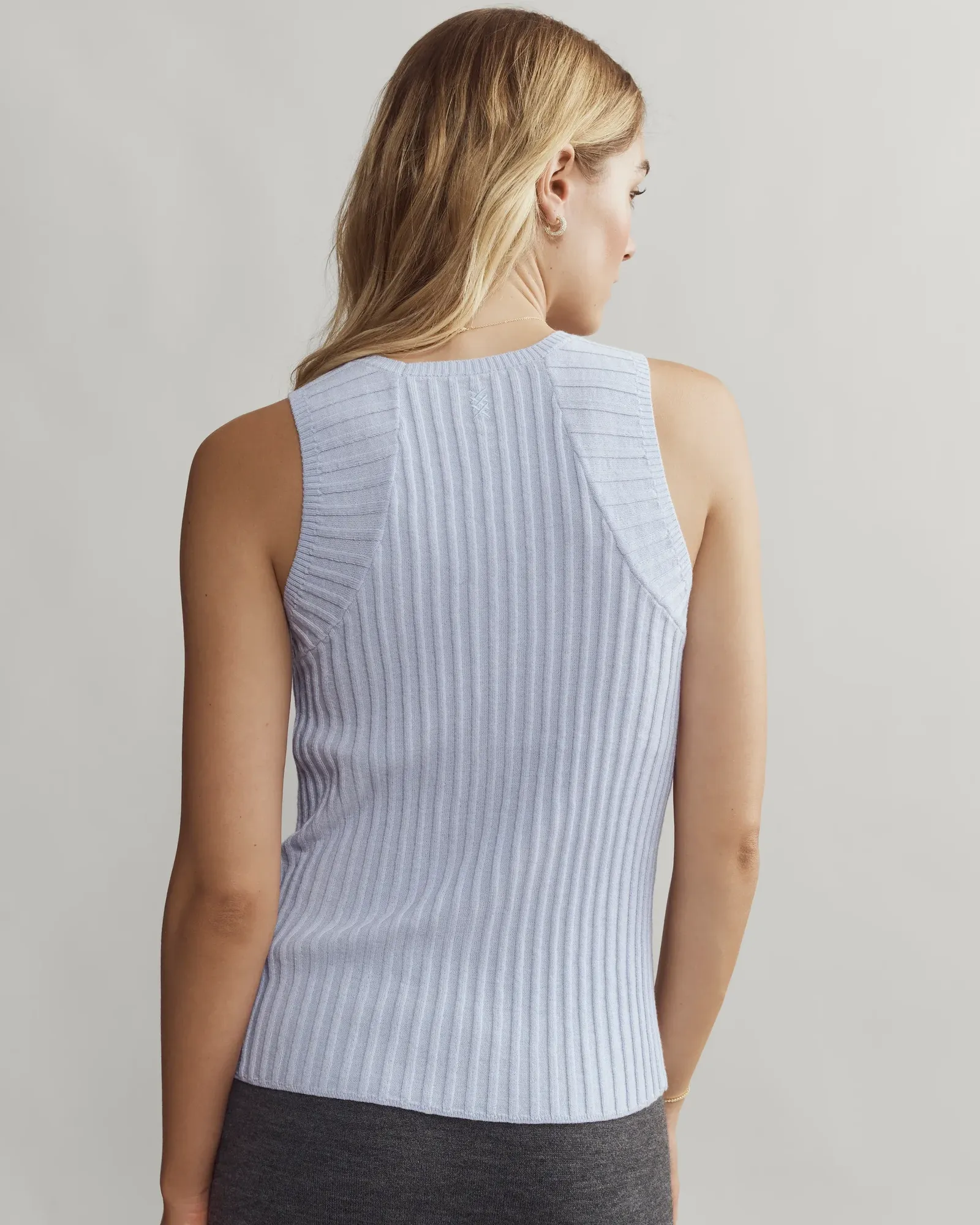 Porto Merino Blend Sweater Vest Blue Ice 302 2000x