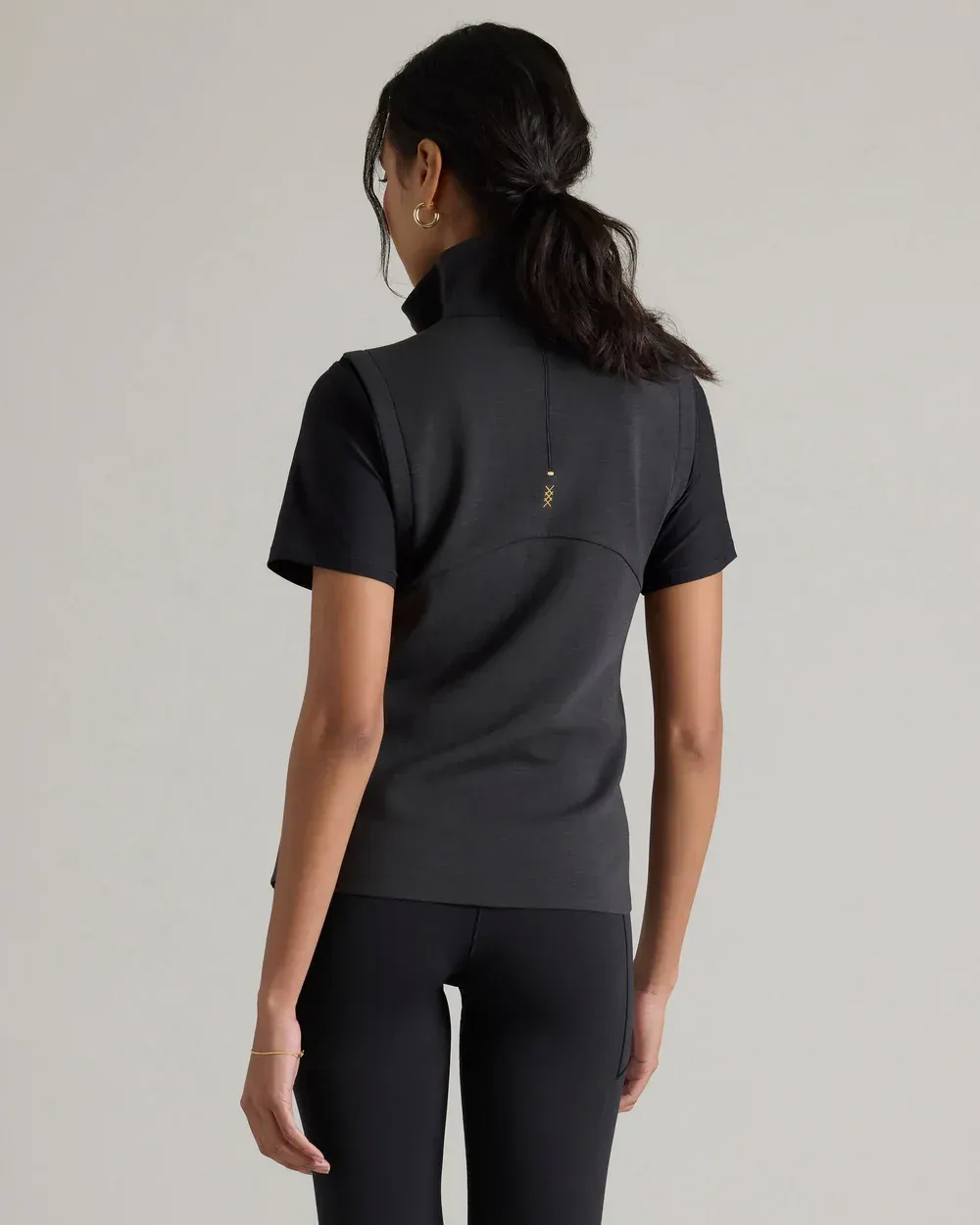 Dream Glow Vest Black 00631 1000x
