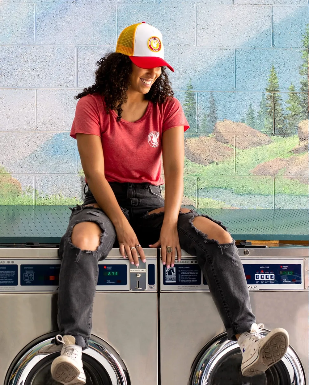 Chargrill Charlies t shirt hat and enamel pin set 07