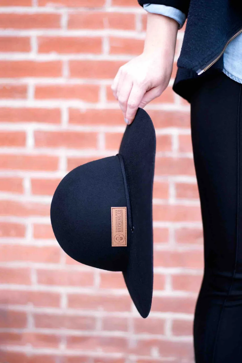 Dangerous Man Adventure felt hat 06