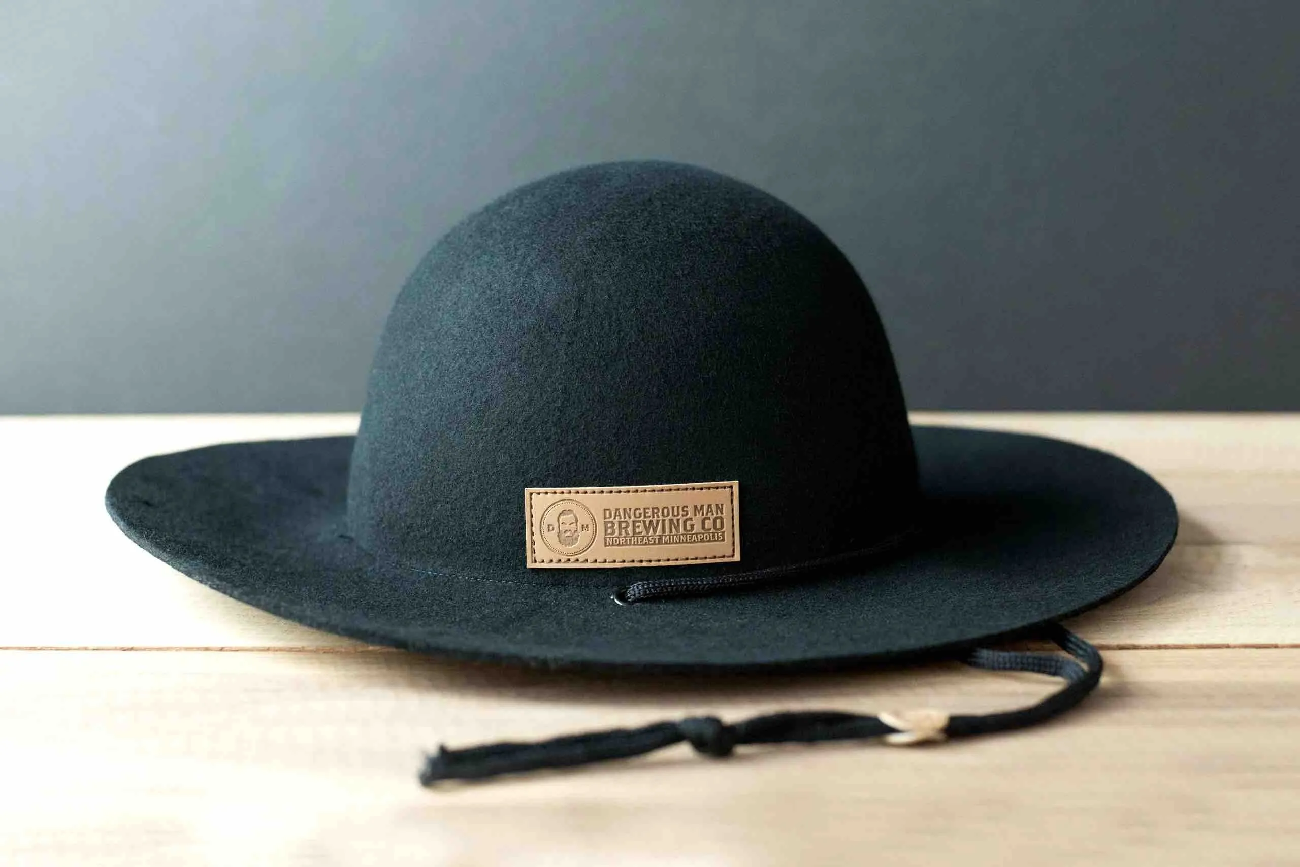 Dangerous Man Adventure felt hat 01