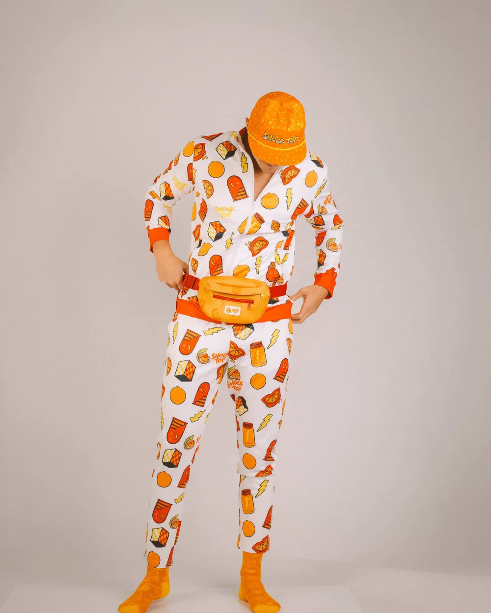 Shock top tracksuit hat fanny pack by anthem branding 2