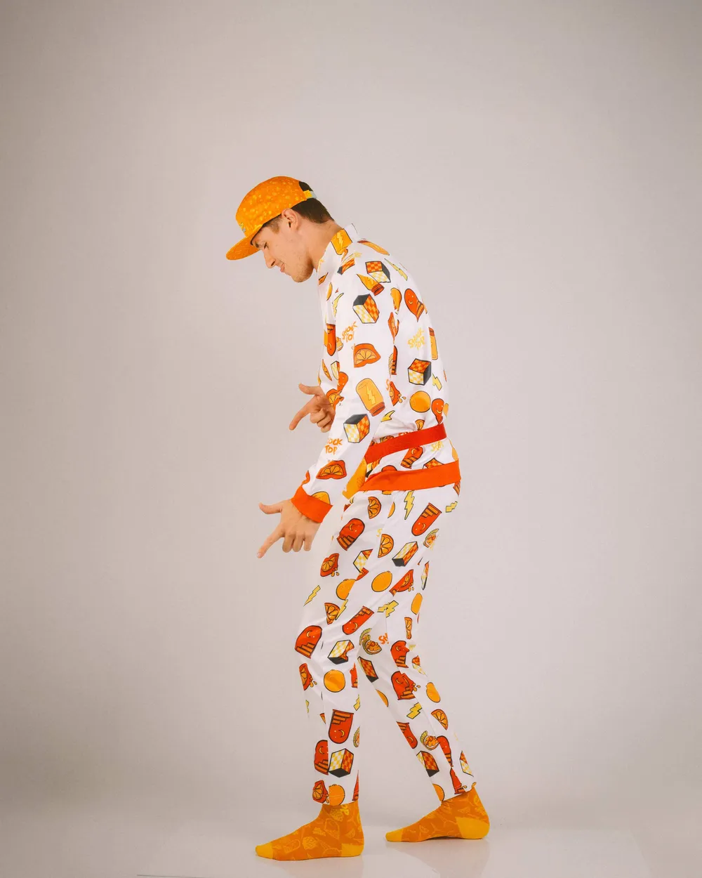 Shock top tracksuit hat fanny pack by anthem branding 5
