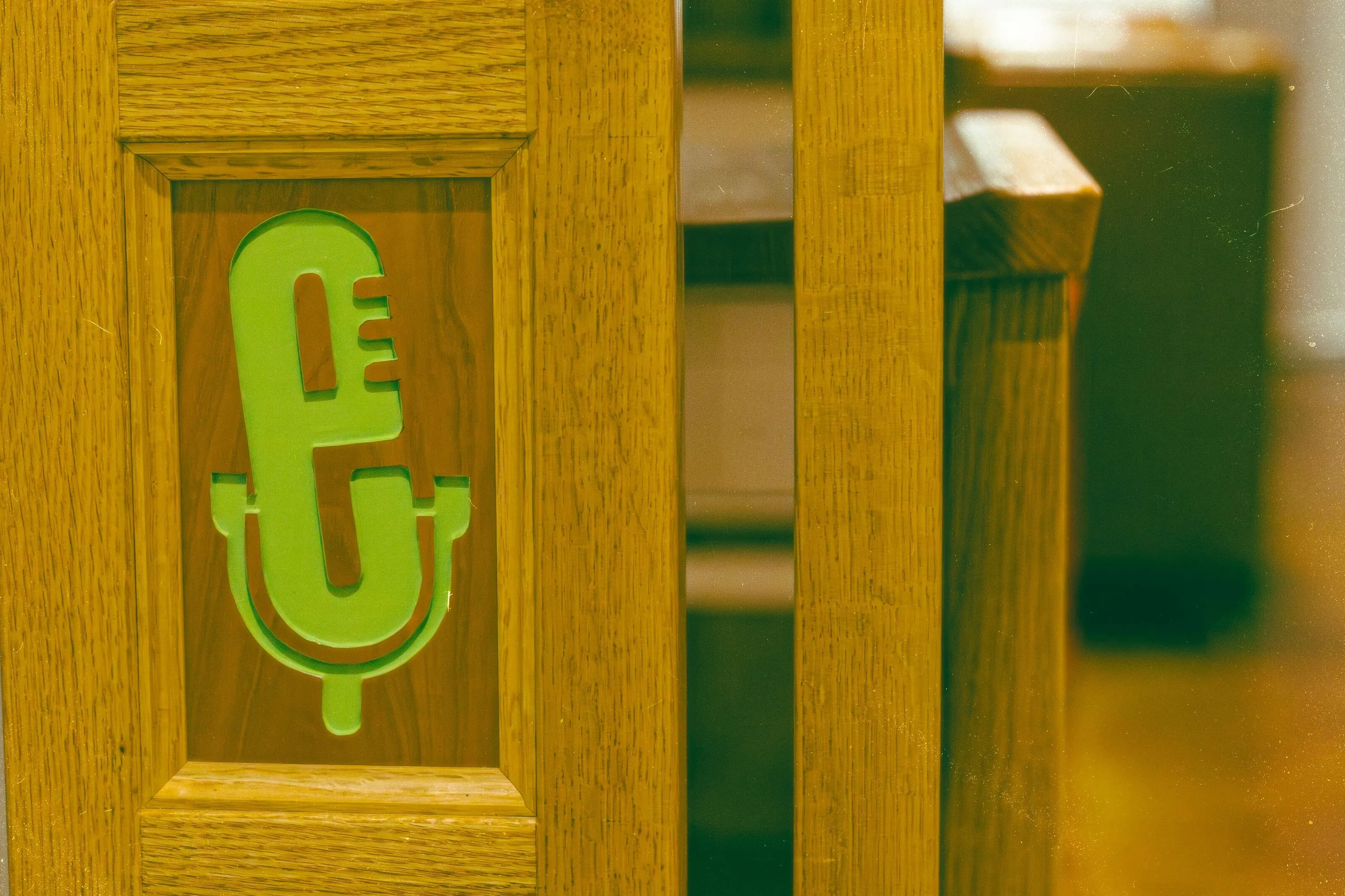 E town anthem branding 6