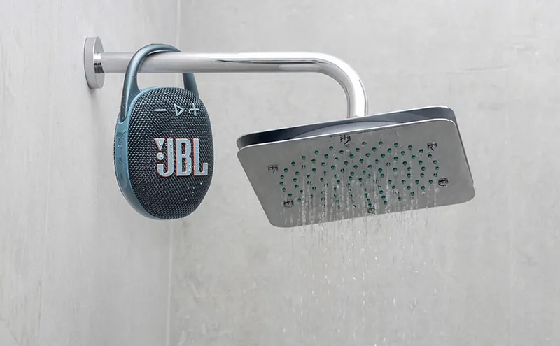 JBL Clip 5 Lifestyle Corporate sales by anthem branding